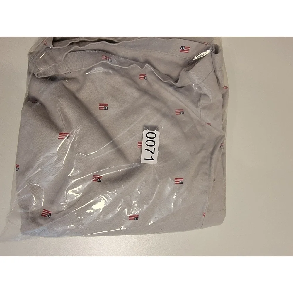 Old Navy Mens 32 Ultimate Slim Gray American Flag Embroidered Chino Shorts 9in